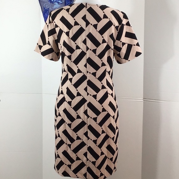 Trina Turk stretch knit geo pattern sheath dress M - Picture 7 of 14